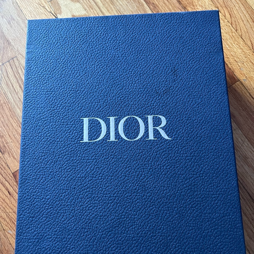Dior B23 sneakers $700 - Picture 2 of 3